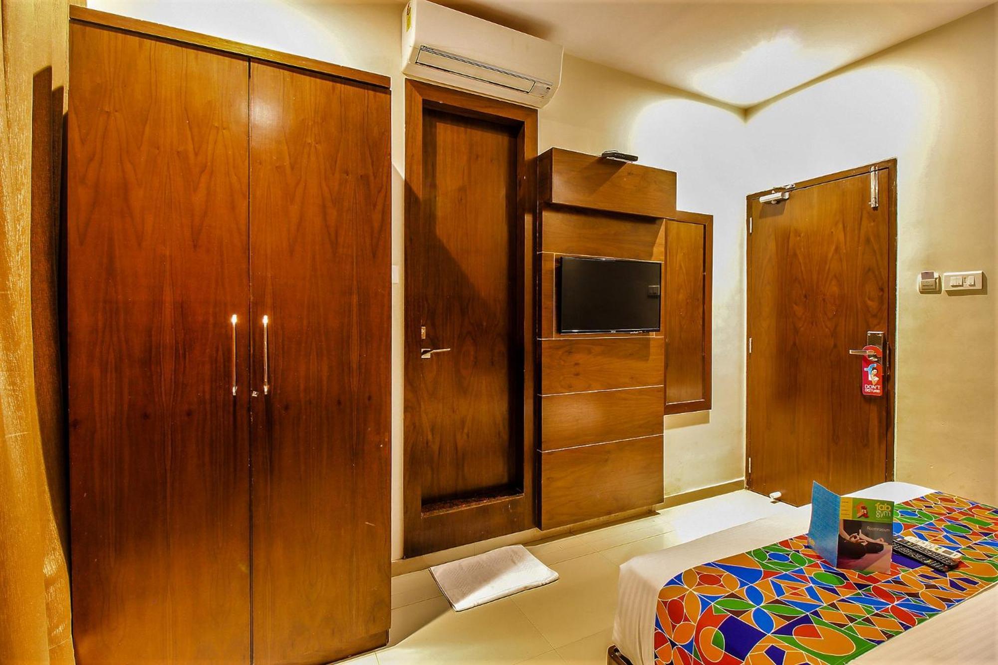 Via Empire Suite, Mumbai